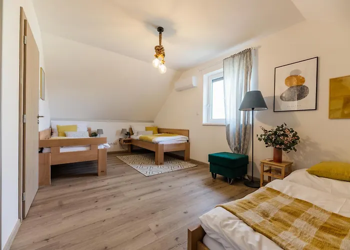 Hébergement de vacances Rekreacni Dum U Jezer, 6 Milovice (South Moravian)