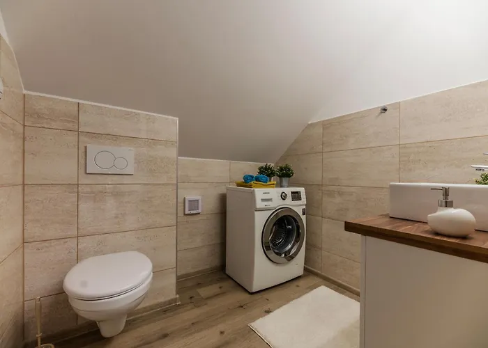 Hébergement de vacances Rekreacni Dum U Jezer, 6 *
